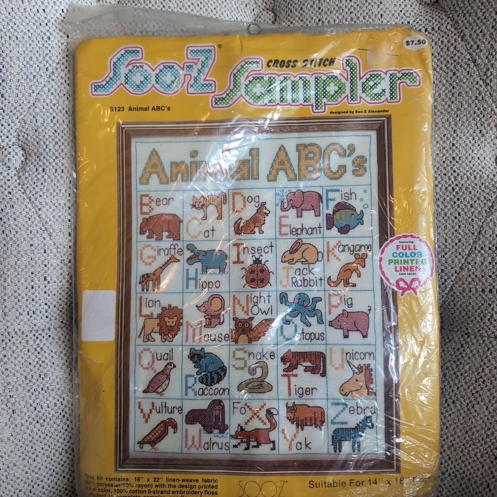 Soo-Z Sampler Cross Stitch Kit Multicolor Animal ABCs Vintage S123 14x18 Nursery